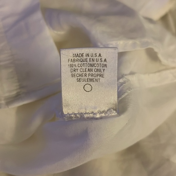 Diane vonFurstenberg Size 6 white cotton short, sleeved blouse - Picture 7 of 7